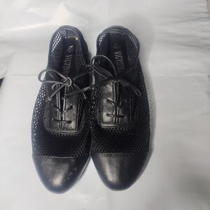 Pour La Victoire Leather Black Mesh WoMen's Shoes size 9